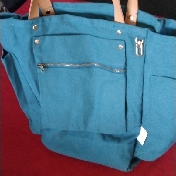 FEED CANVAS TOTE - Picture 11 of 12